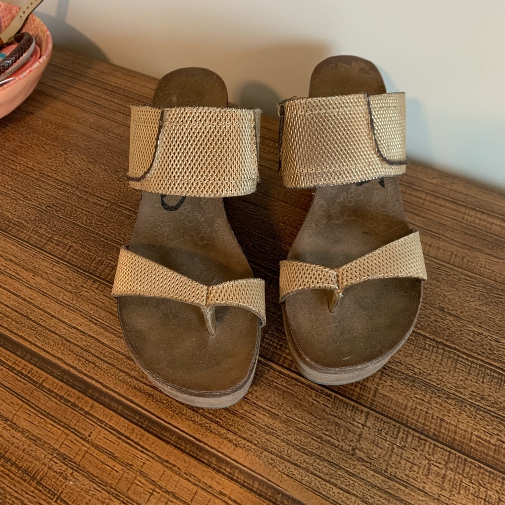 OTBT Brookfield wedges in gold